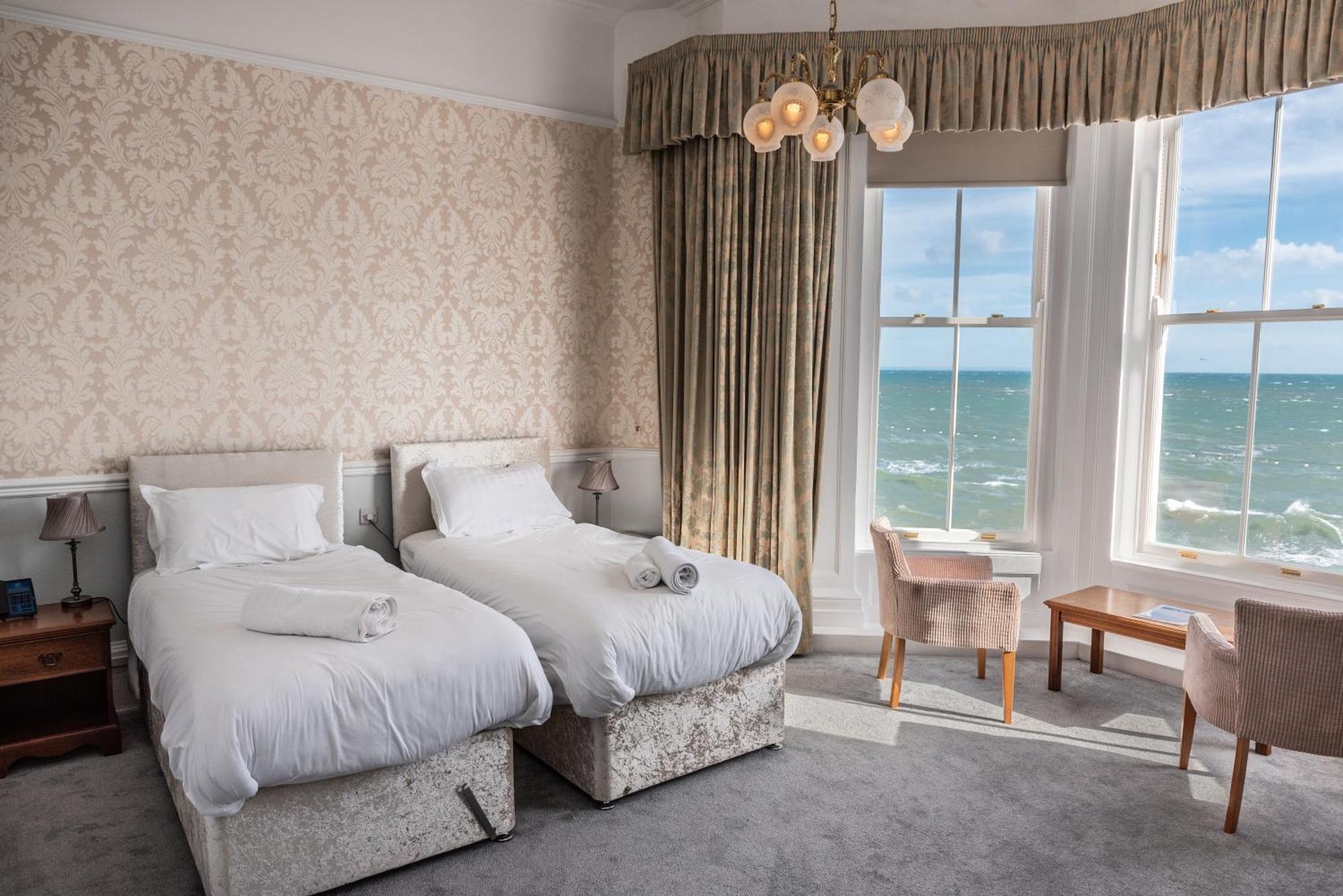 The Queens Hotel Penzance Eksteriør billede